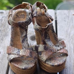 SOFFT Summer Platform Wedge Snake Print Size 6